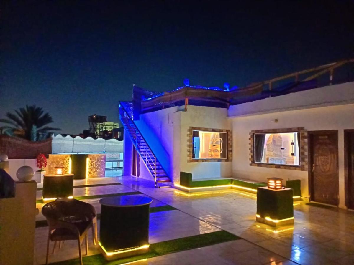 Nefertiti Pyramids View Otel Kahire Dış mekan fotoğraf