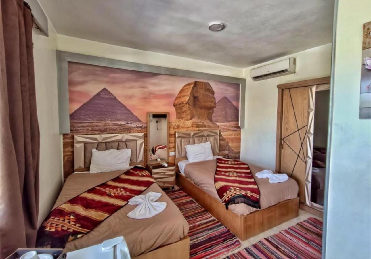 Nefertiti Pyramids View Otel Kahire Dış mekan fotoğraf