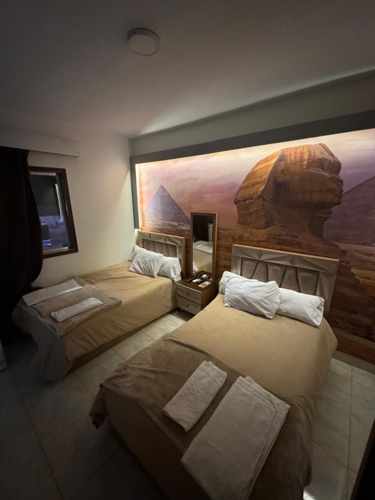 Nefertiti Pyramids View Otel Kahire Dış mekan fotoğraf