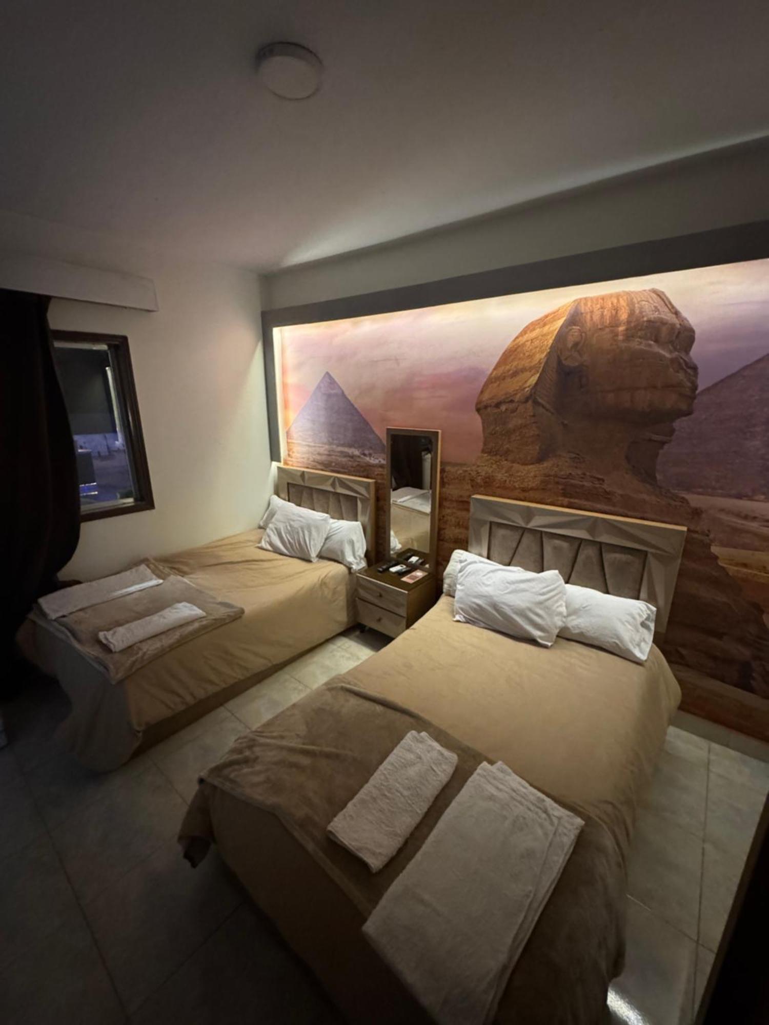 Nefertiti Pyramids View Otel Kahire Dış mekan fotoğraf