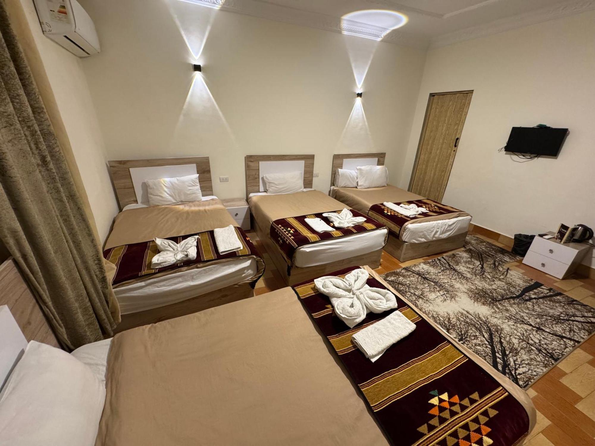 Nefertiti Pyramids View Otel Kahire Dış mekan fotoğraf