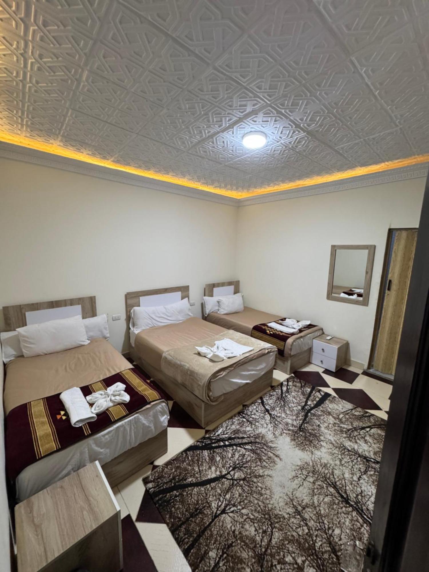 Nefertiti Pyramids View Otel Kahire Dış mekan fotoğraf