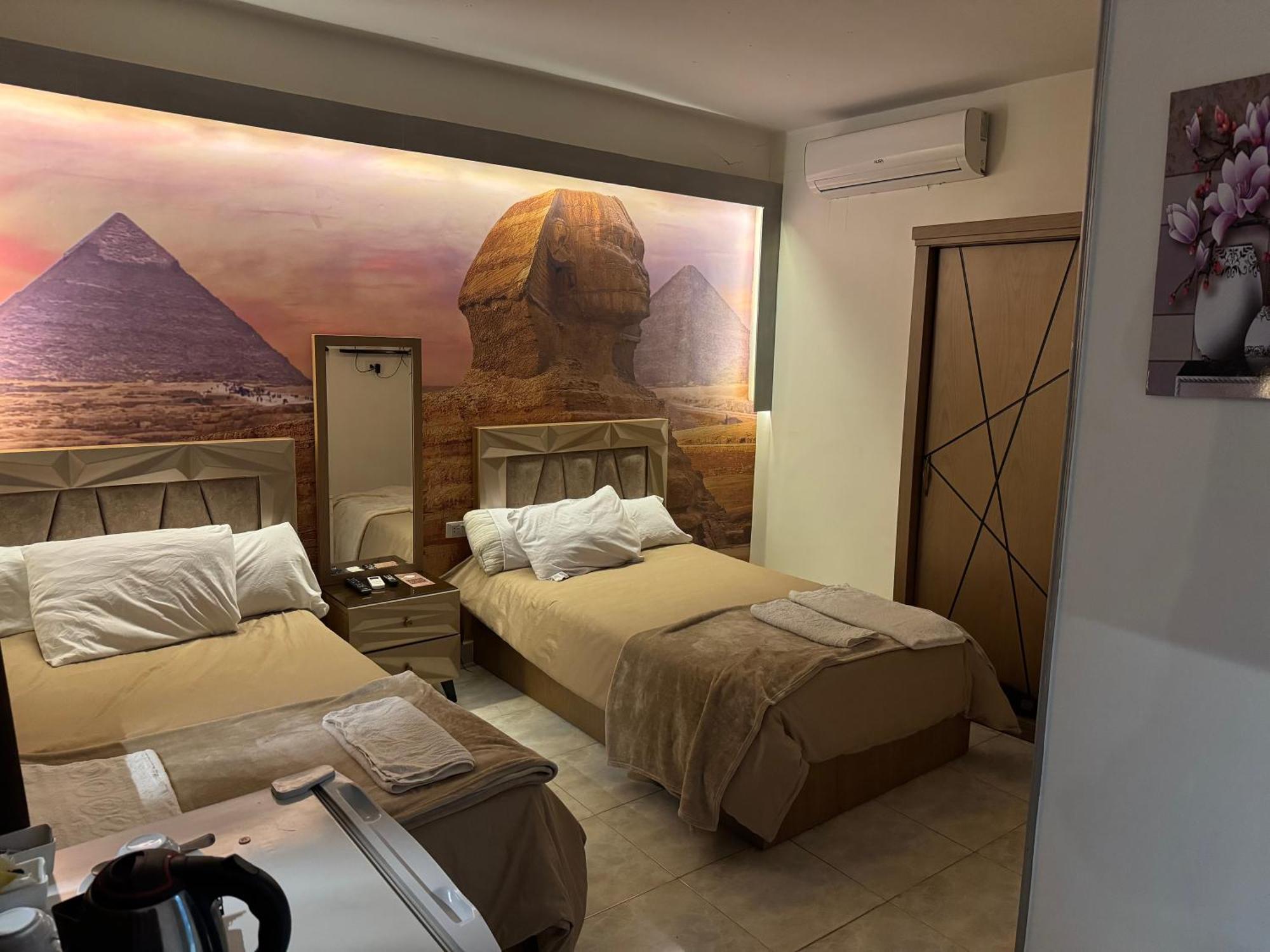 Nefertiti Pyramids View Otel Kahire Dış mekan fotoğraf