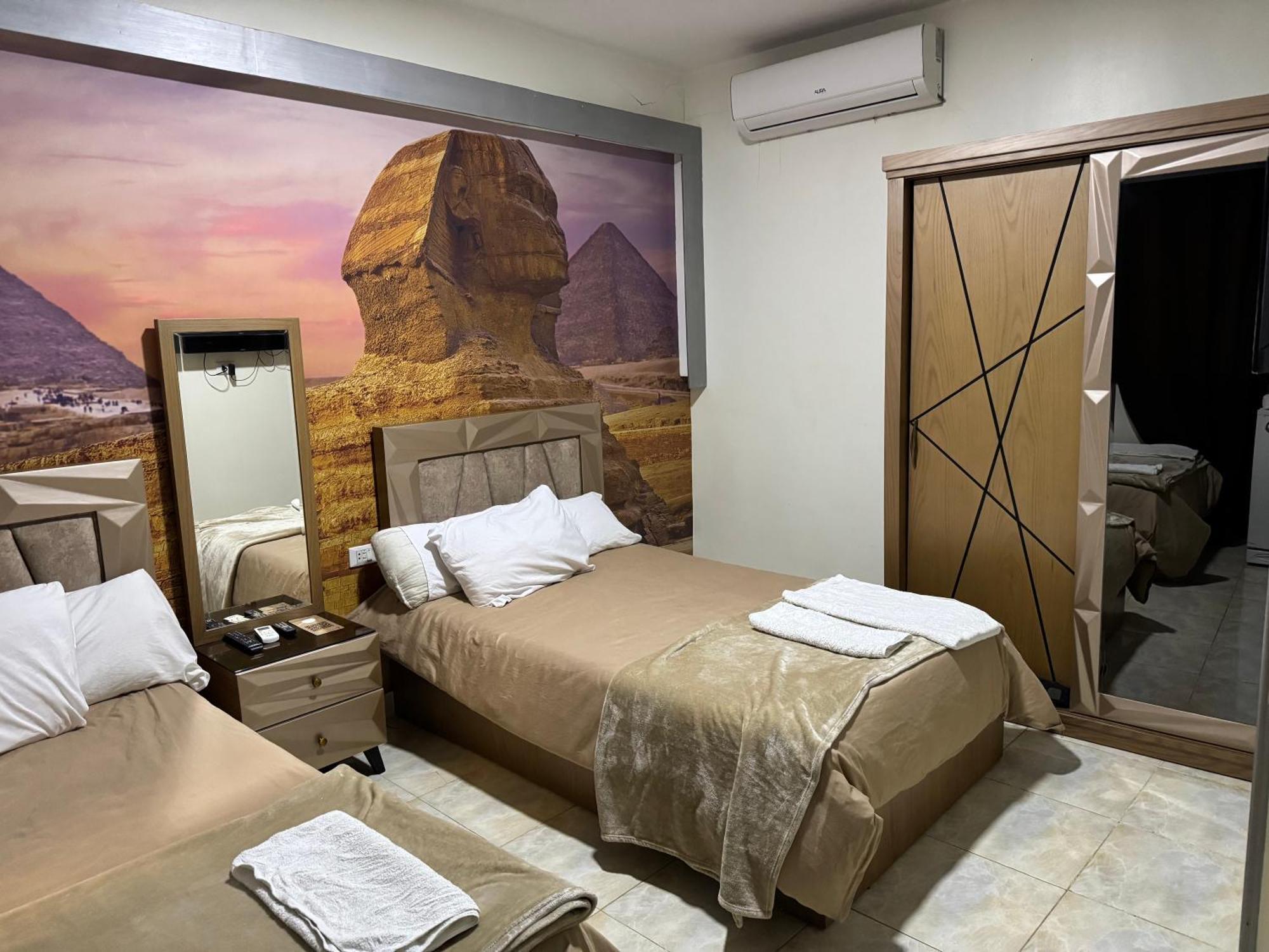 Nefertiti Pyramids View Otel Kahire Dış mekan fotoğraf
