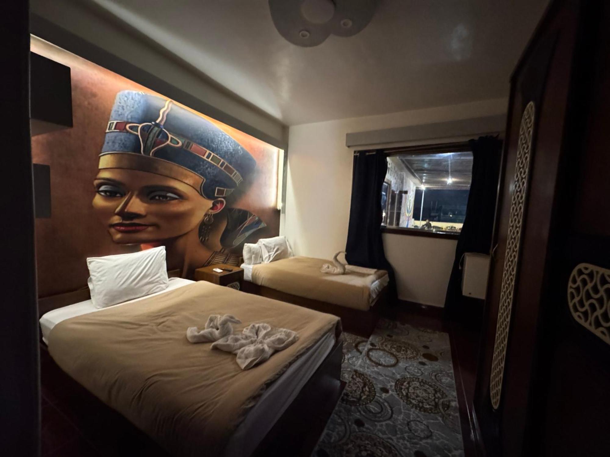 Nefertiti Pyramids View Otel Kahire Dış mekan fotoğraf
